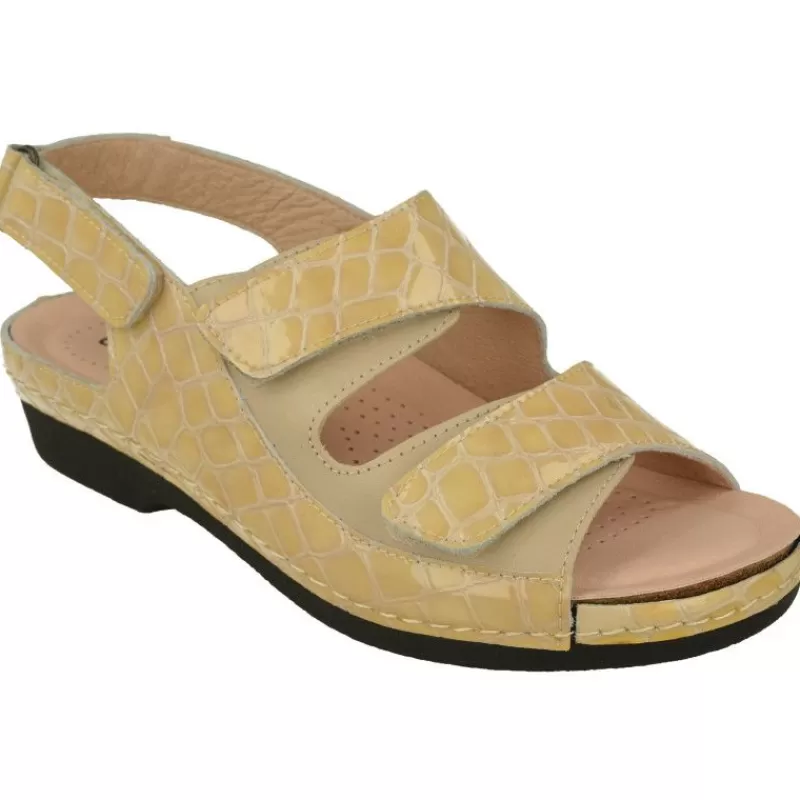 Comfort Class Sandalias-Sandalia De (Essential) En Piel Grabada Charol Con Triple Tira Ajustable De Velcro Y Con Piso De Poliuretano Beige