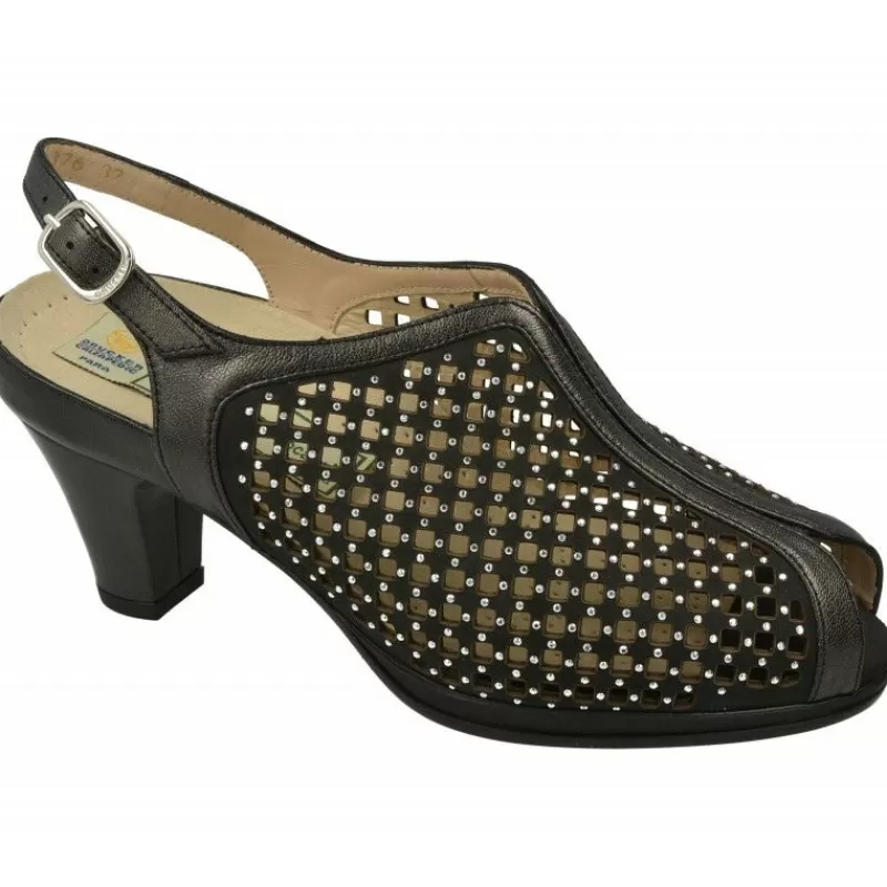 Drucker Calzapedic Sandalias-Sandalia De Vestir Drucker Con Pala Picada Combinada Con Tachas Metal Y Suela De Descanso Con Planta Movible